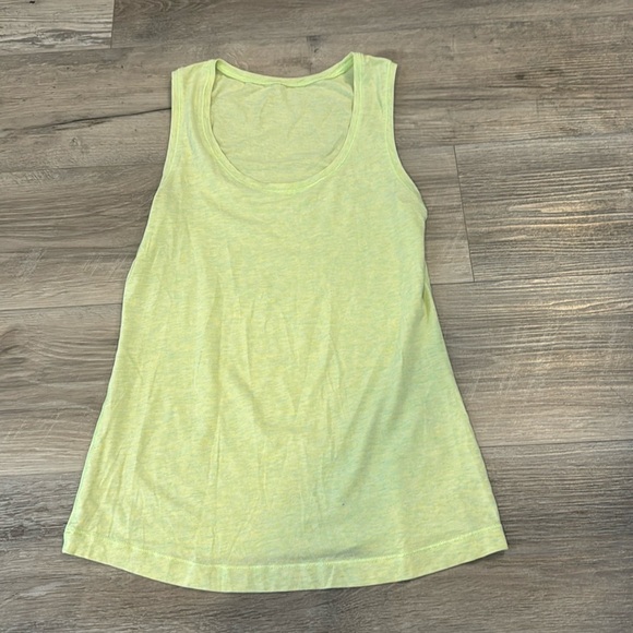 Lululemon Green Tank Top - Picture 5 of 7